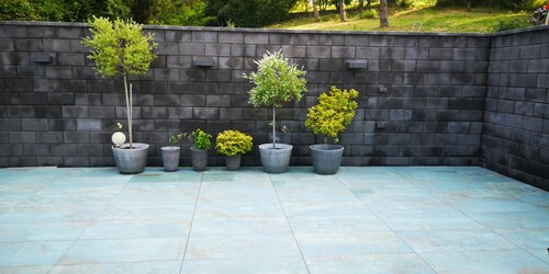 Terasa s netradiční dlažbou