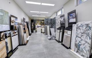 Designové keramické obklady a dlažby v showroomu M.B. Keramiky v Brně